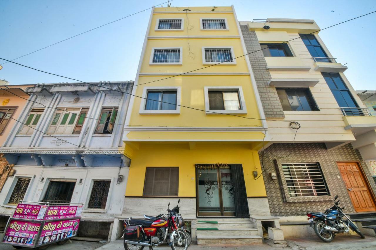 Hotel Vinayaka Nathdwara Exterior photo